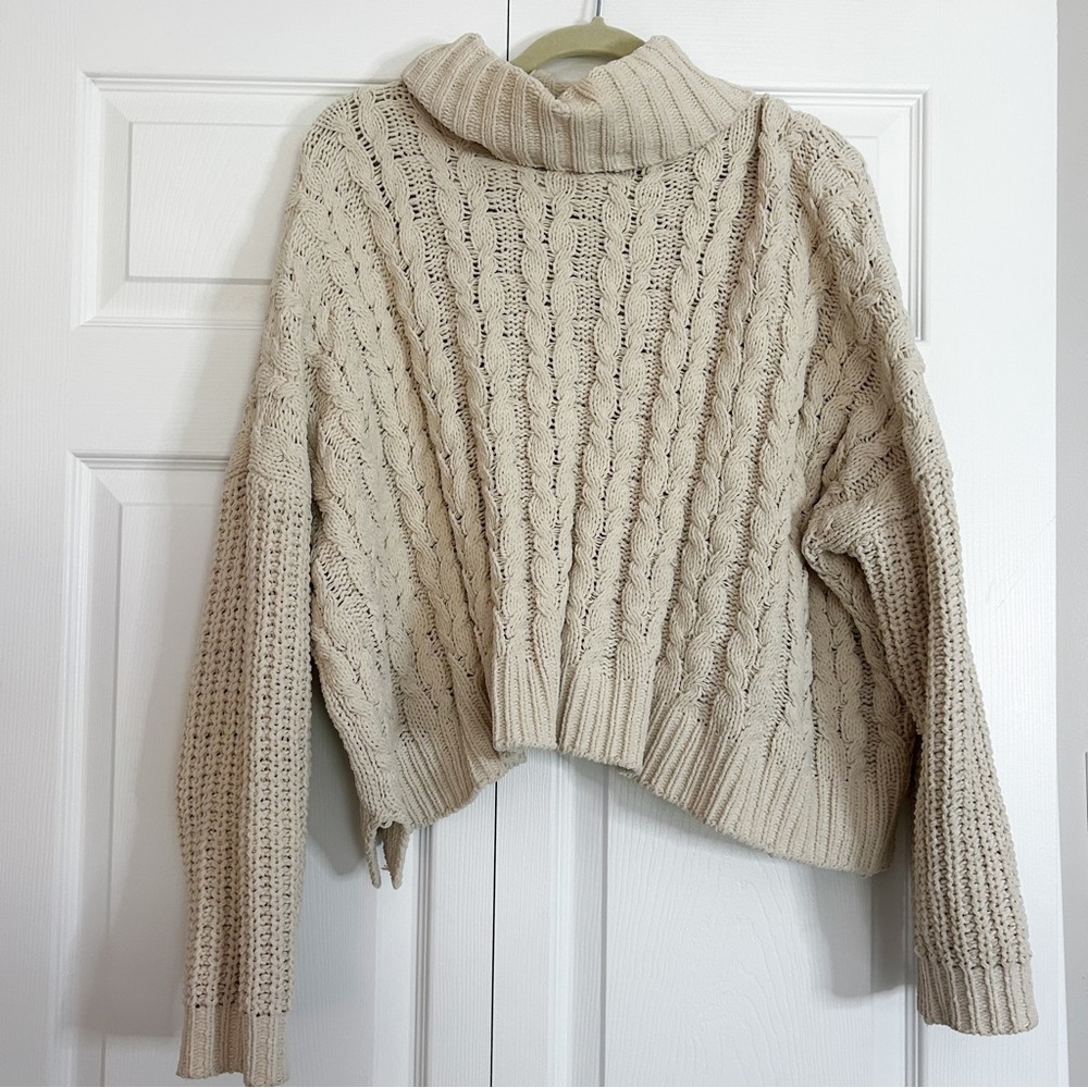 VICI Chunky Oversized Sweater - Cowl Neck Size S - Picture 1 of 4
